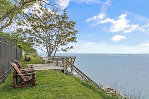 A sun deck perched out over majestic Lake Michigan means you can see for miles!