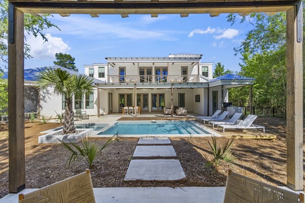 Backyard of Casablanca 