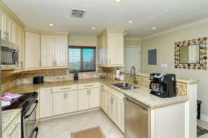 Kitchen - Updated, fully equipped kitchen