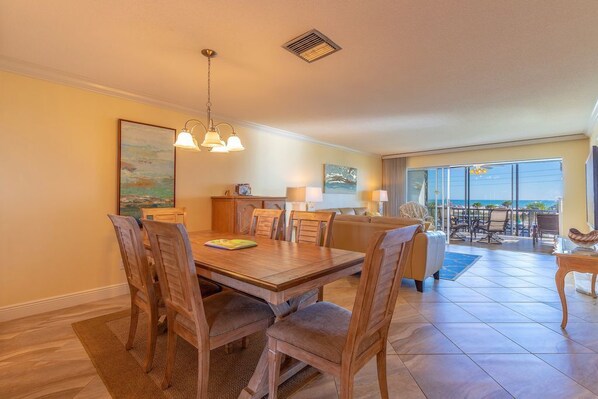 Panoramic Gulf Views - Seating for 6