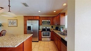 Kitchen - Updated, stainless steel appliances