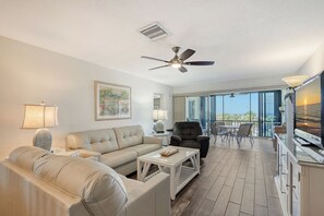 Living Area - New, classic, comfortable furniture.
