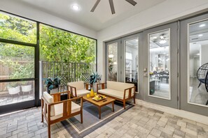 This versatile area is designed to be enjoyed at any time of day.