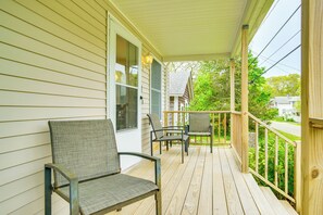 Front Porch | Outdoor Seating