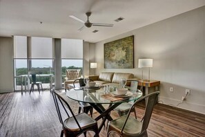 Buckhead Atlanta 2 Bedroom Dining Room