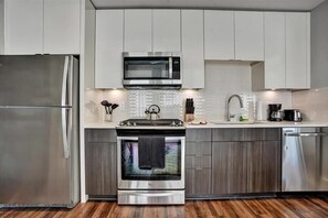 Buckhead Atlanta 1 Bedroom Kitchen
