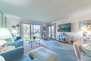 The open floor plan is great for entertaining