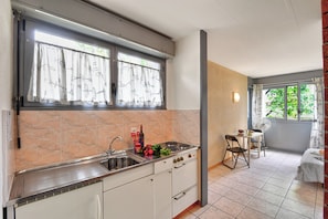 Kitchen and dining area