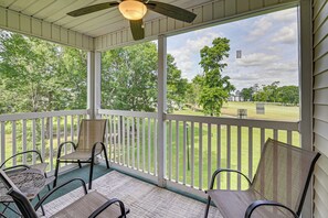 Screened Balcony | Golf Course Views