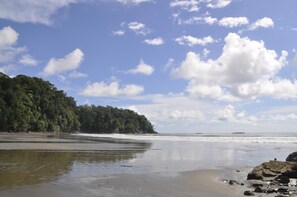 Playa Ventanas is ~12 minutes north