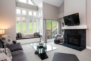 Open Concept Main Floor