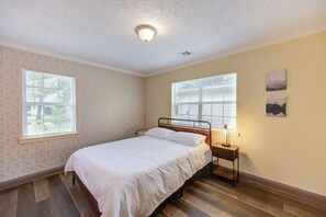Queen bed