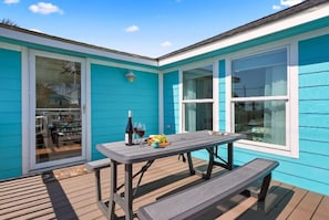 Enjoy lunch on the deck!
