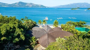 Natural landscape,Property building,Sea view