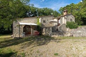 Building Exterior, Garden, Main Entrance, Outdoor, Summer