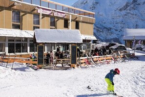 Skidåkning och snöaktiviteter