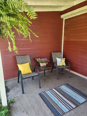 More seating on the patio....and additional chairs in the garage.