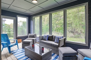 Cedar Muskoka Room