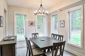 Cedar Dining Room