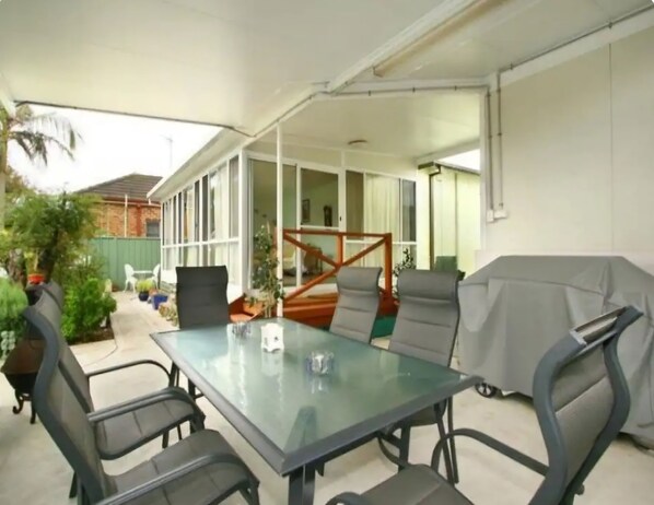 Outdoor dining