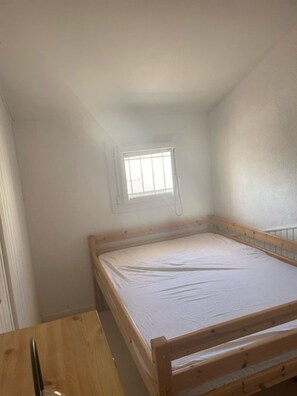 Child's bedroom