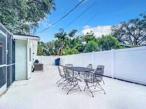 Outdoor dining