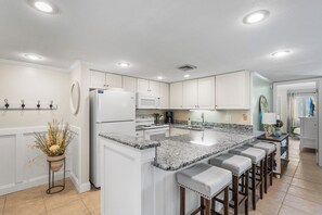 Breakfast Bar