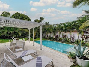 pool