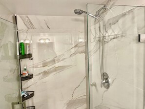 Shower (shared)