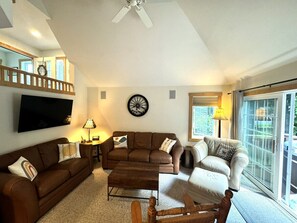 Living area with 55" Smart TV