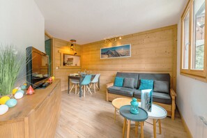 Living and dining room