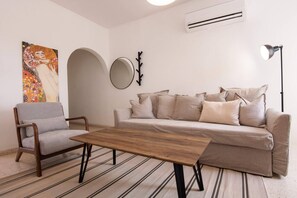 Comfortable Living Room!