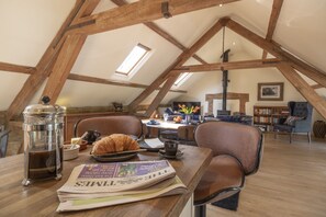 The Granary at Oriel Farm Kitchen Area - StayCotswold