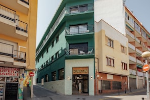 Esterni