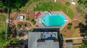 Large Private Saltwater 8 ft Pool w/ Diving Board & Slide! Open Apr 15- Oct 15