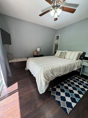 Bedroom 1 Queen Bed