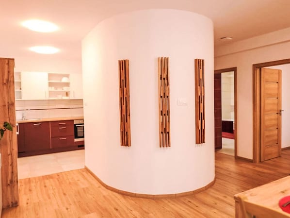 Bâtiment, Bois, Cabinetry, Sol, Sol, Tache De Bois, Dur, Salle, Art, Revêtement De Sol Stratifié