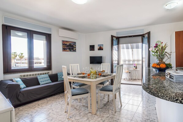 Living and dining room