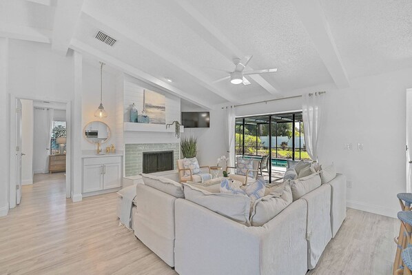 Create vacation memories in this beautiful living space