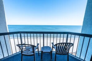 Amazing Direct Oceanfront View!