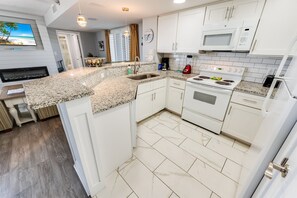 Large Kitchen Area, Full Sized Appliances