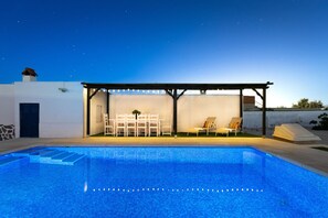 Accommodation with private pool in Elche, Alicante