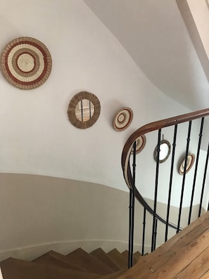 Escalier accès 1er étage