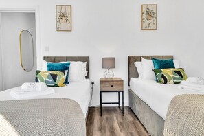 Bedroom with single beds