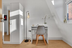 Working table