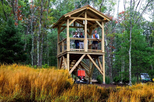 Enjoy various lookout points.