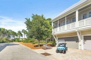 Home features a 6 seater golf cart and 6 adult bikes!