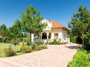 Plant, Sky, Building, Tree, Window, Land Lot, House, Grass, Cottage, Door