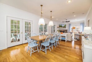 Dining Room seating for 8