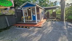 Sleeps 4, Two private units